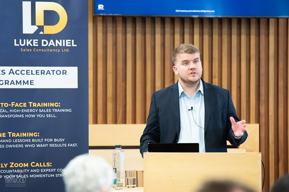 Luke Daniel explaining how the PACE framework reviews a sales process
